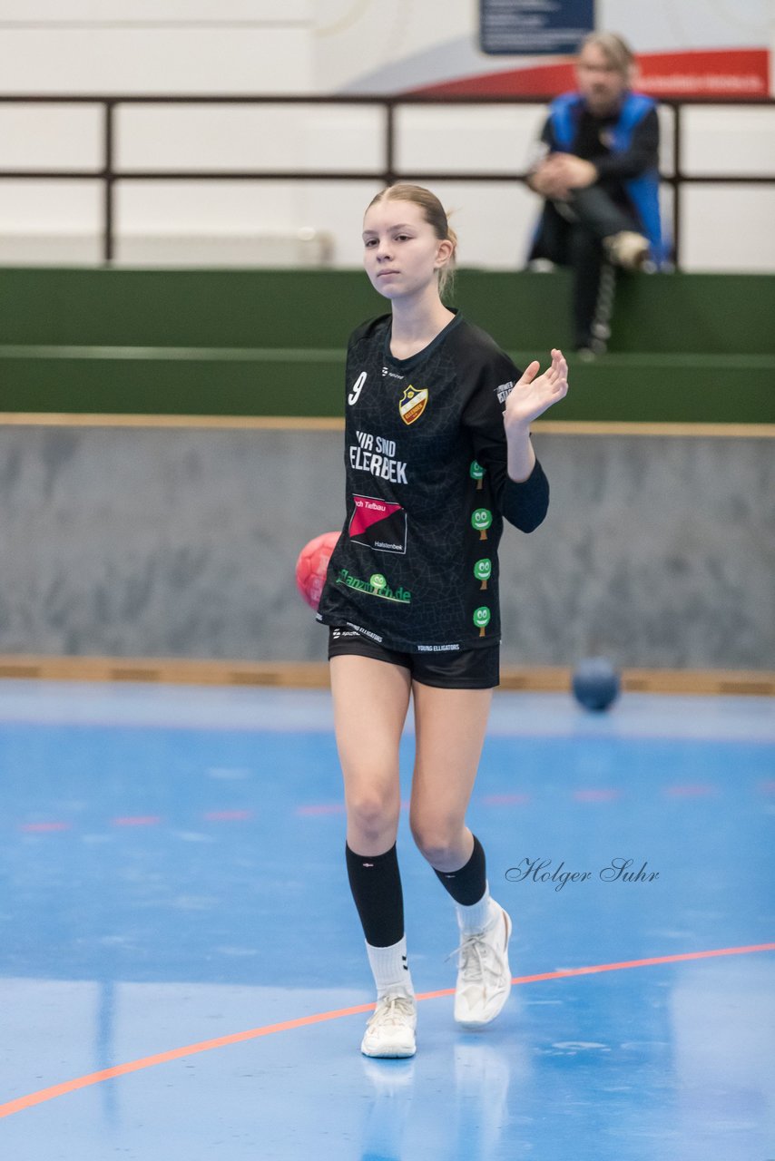 Bild 73 - wBJ TSV Ellerbek - TSV Uetersen : Ergebnis: 15:10